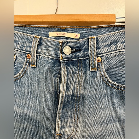 Levi’s Wedgie Straight Denim. Size 30 - Picture 6 of 7